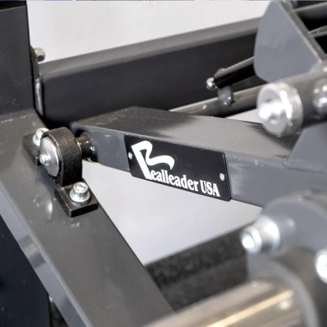 Грудной жим лежа на свободных весах Realleader LD-1013 (пек дек) (HSPro-1013) thumbnail