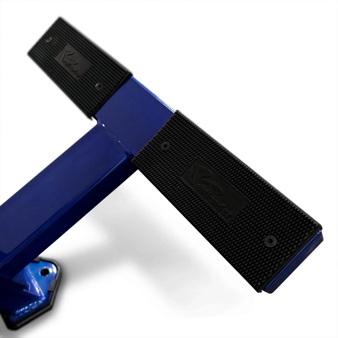 Жим лежа от груди на свободных весах Realleader LD-1002 (HSPro-1002) (синяя рама, черная обивка)