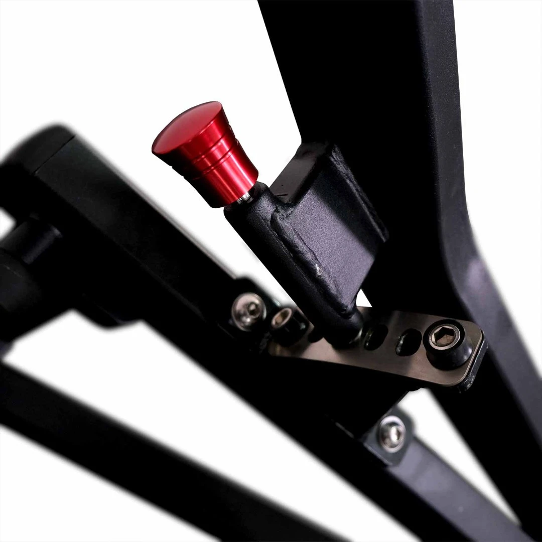 Грудной жим сидя Realleader M2-1001 (черная рама, черная обивка)