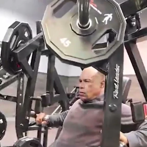 Грудной жим сидя на свободных весах Realleader RS-1001 (HS-1001) video preview