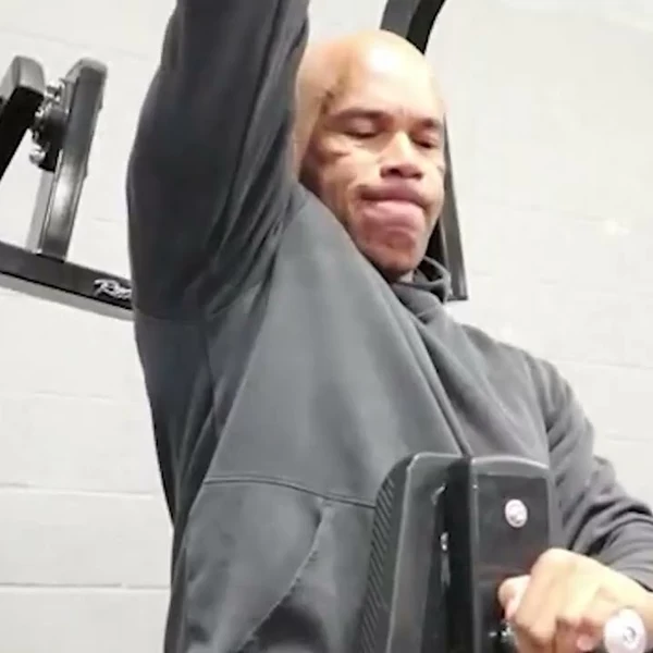 Вертикальная тяга на свободных весах Realleader RS-1005 (HS-1005)  (красная рама) video preview